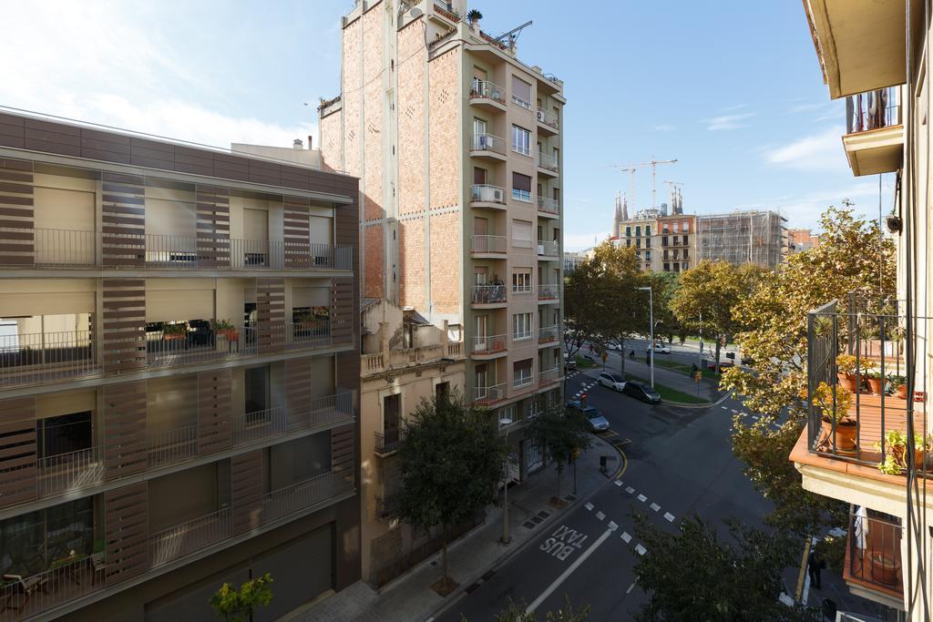 Barnapartments Monumental Барселона Екстериор снимка