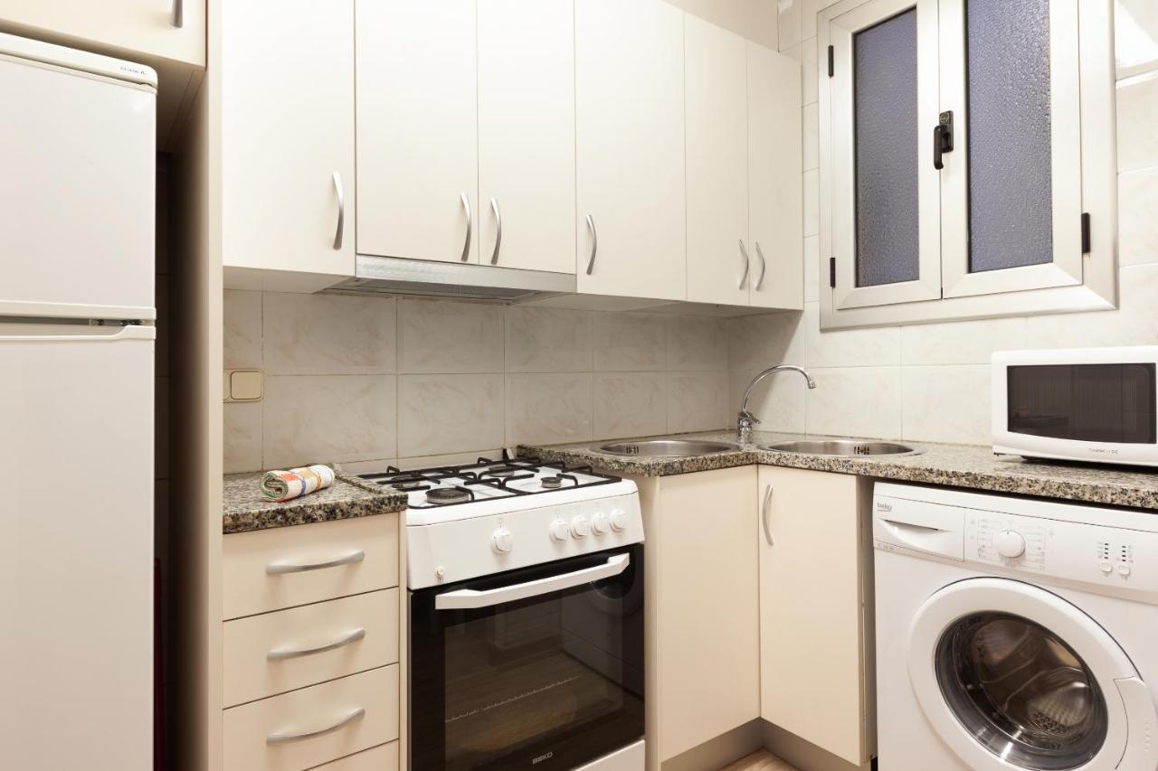 Barnapartments Monumental Барселона Екстериор снимка