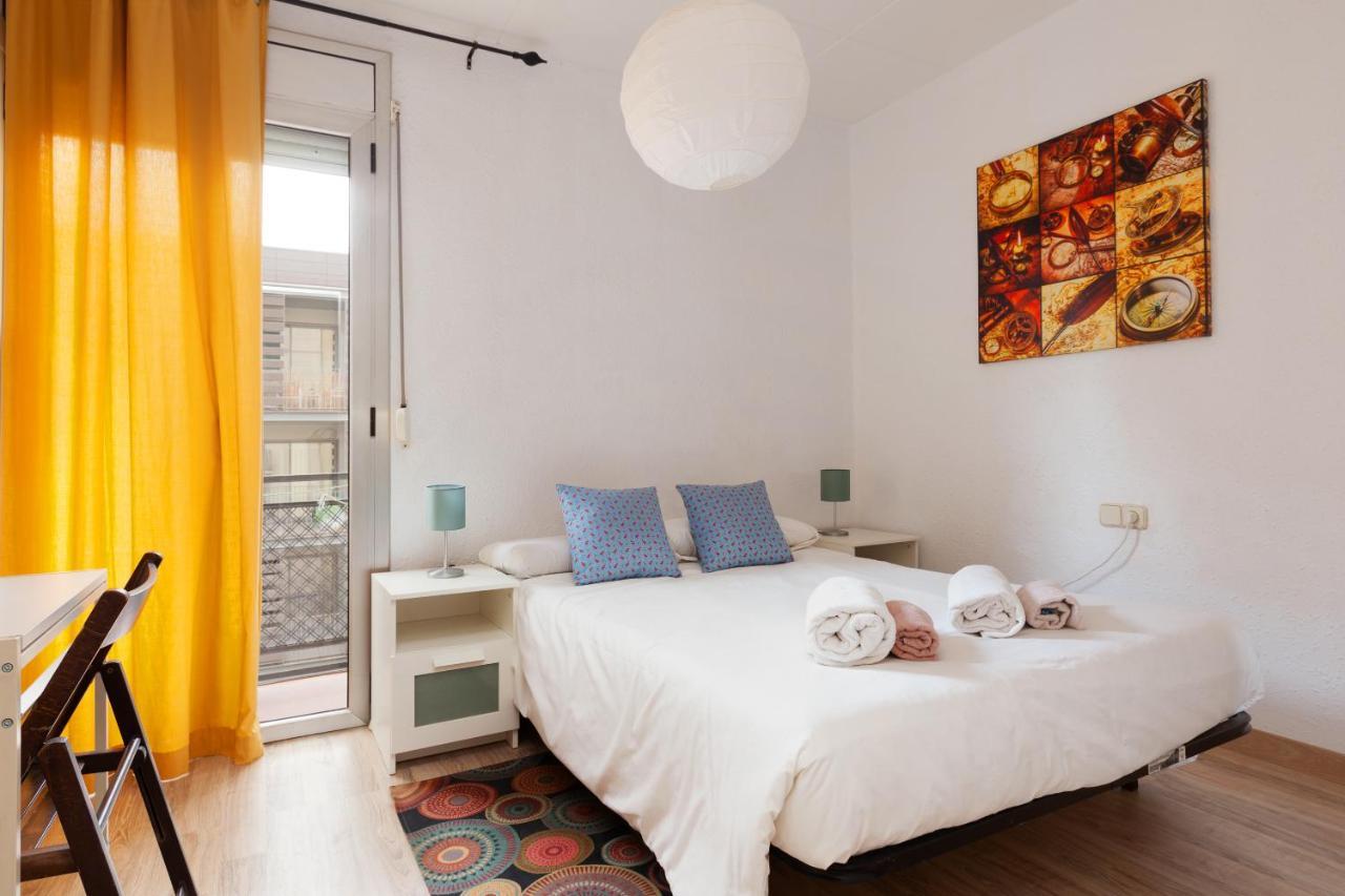 Barnapartments Monumental Барселона Екстериор снимка