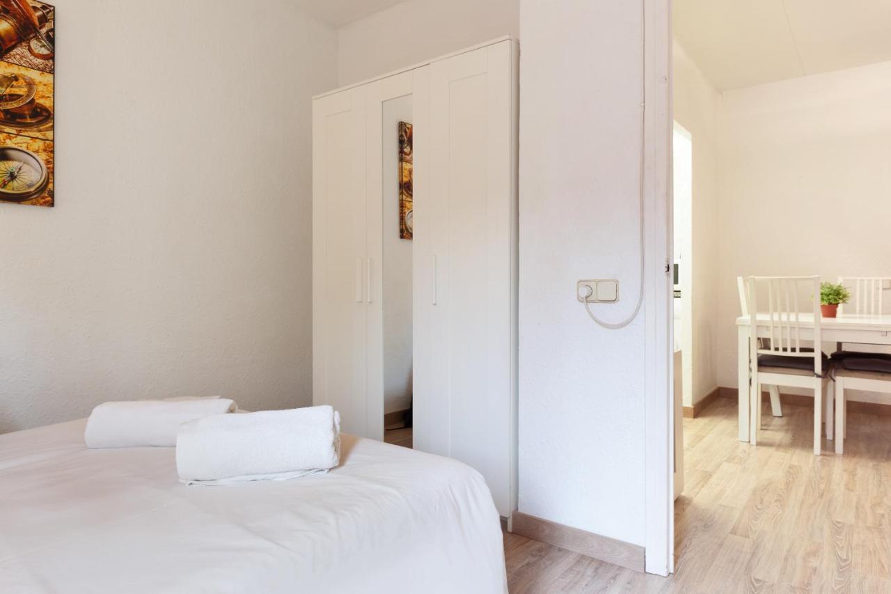 Barnapartments Monumental Барселона Екстериор снимка