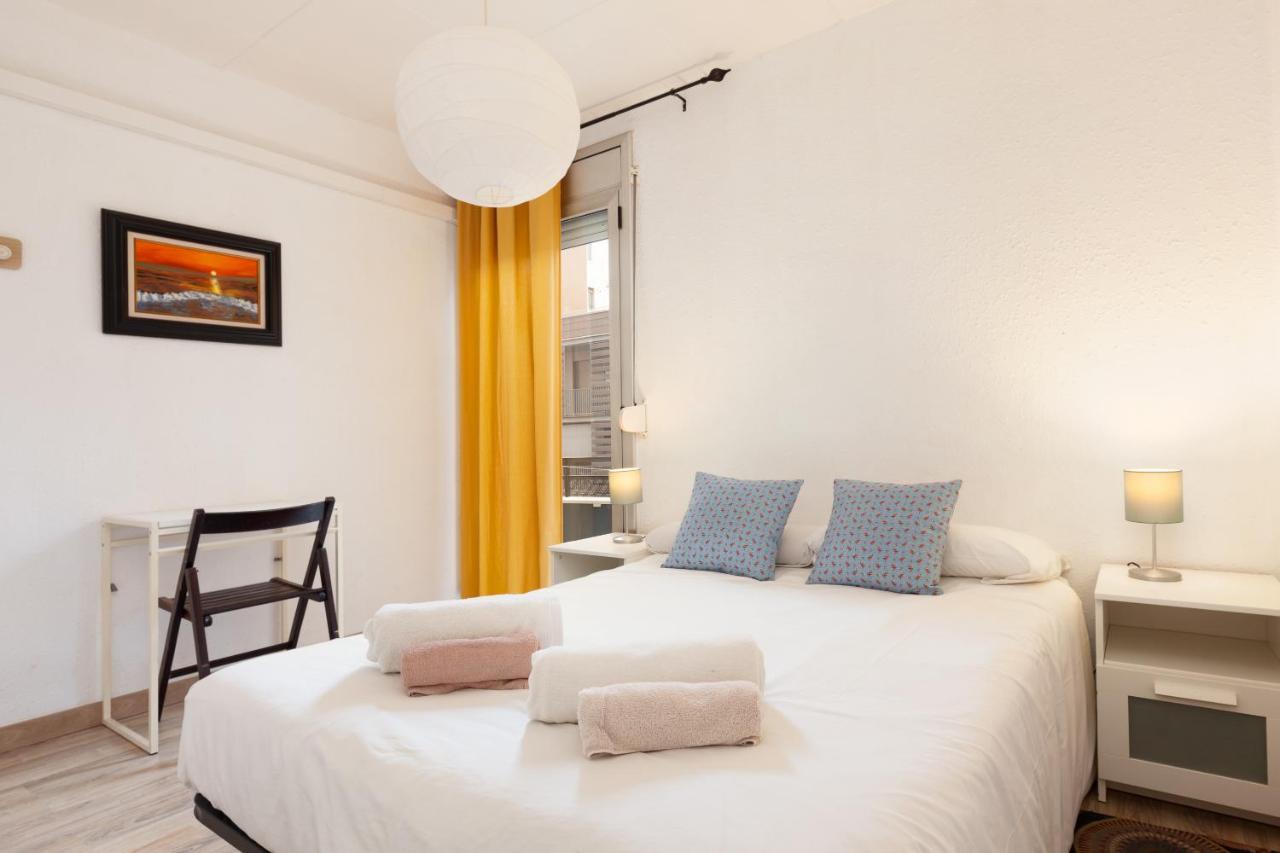 Barnapartments Monumental Барселона Екстериор снимка